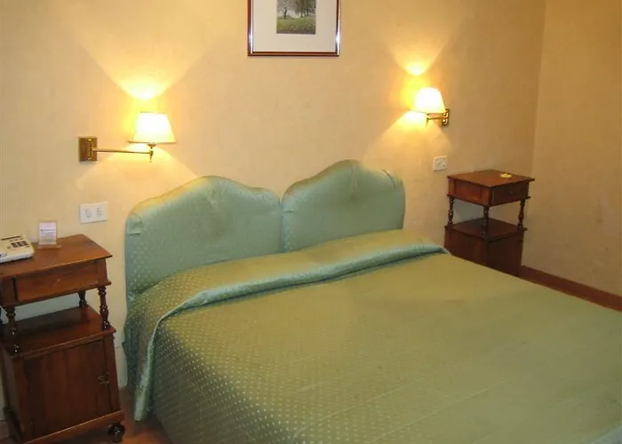 Fiori Hotel