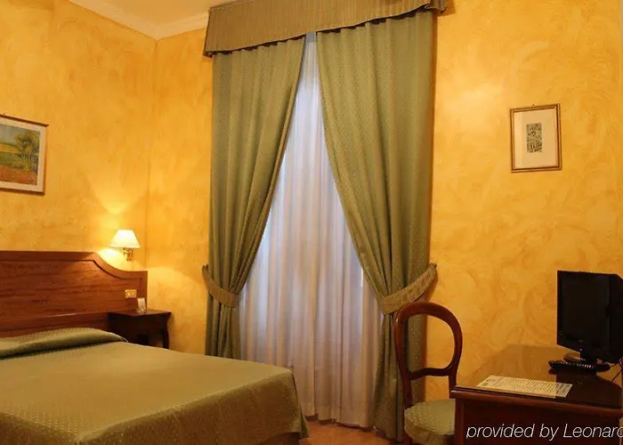 Otel Fiori 2*
