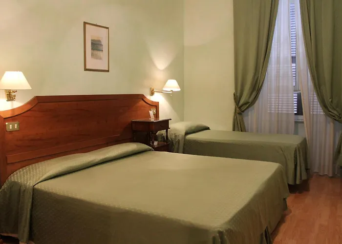 Fiori Hotel 2*